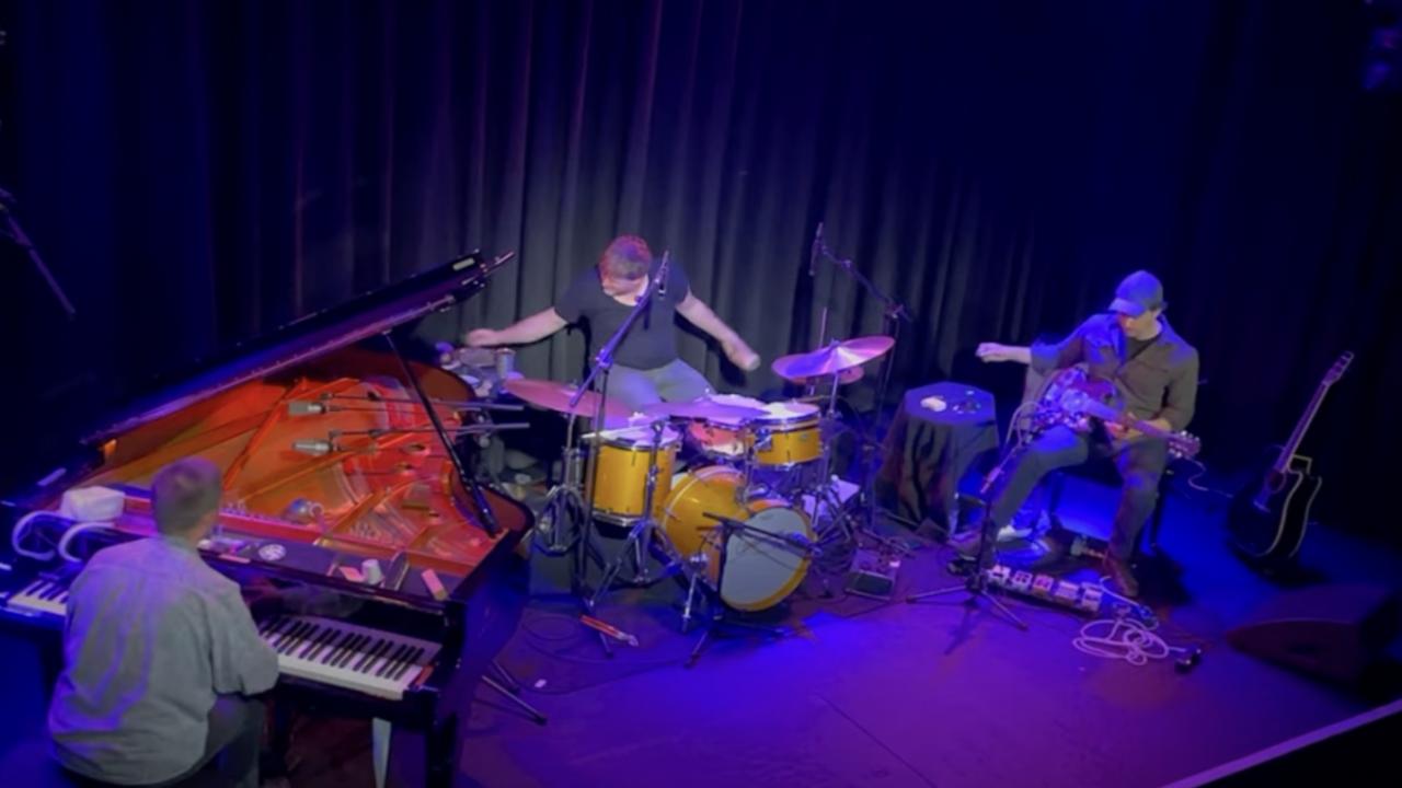 Beat Keller, Lionel Friedli and Philipp Eden performing at Moods Jazzclub in Zürich, Switzerland. 