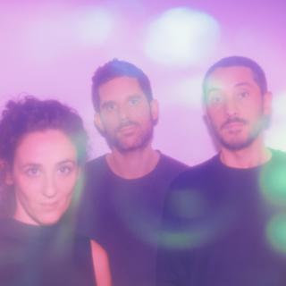 Press Picture of the Trio Eden Loriot Tantanozi 